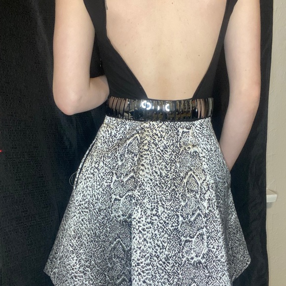 Dress - Picture 2 of 2